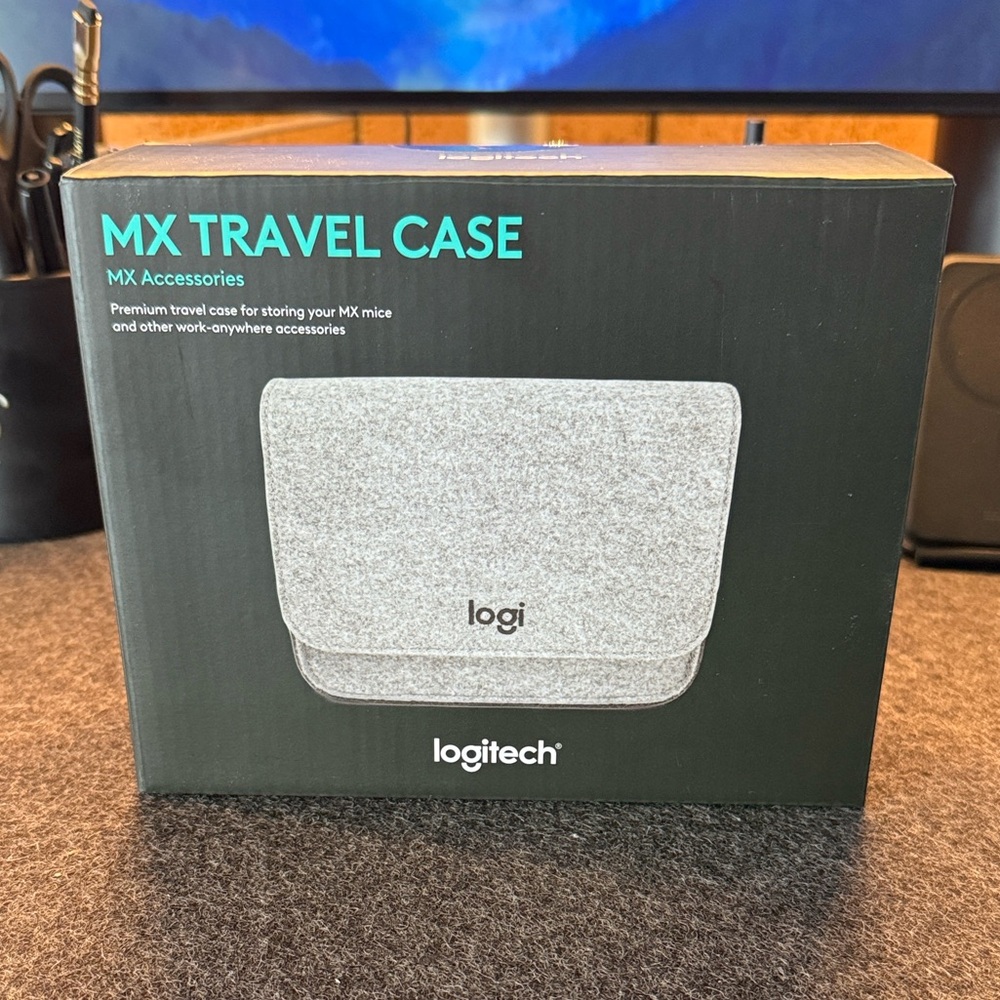 Logitech MX Accessories Case in Gray